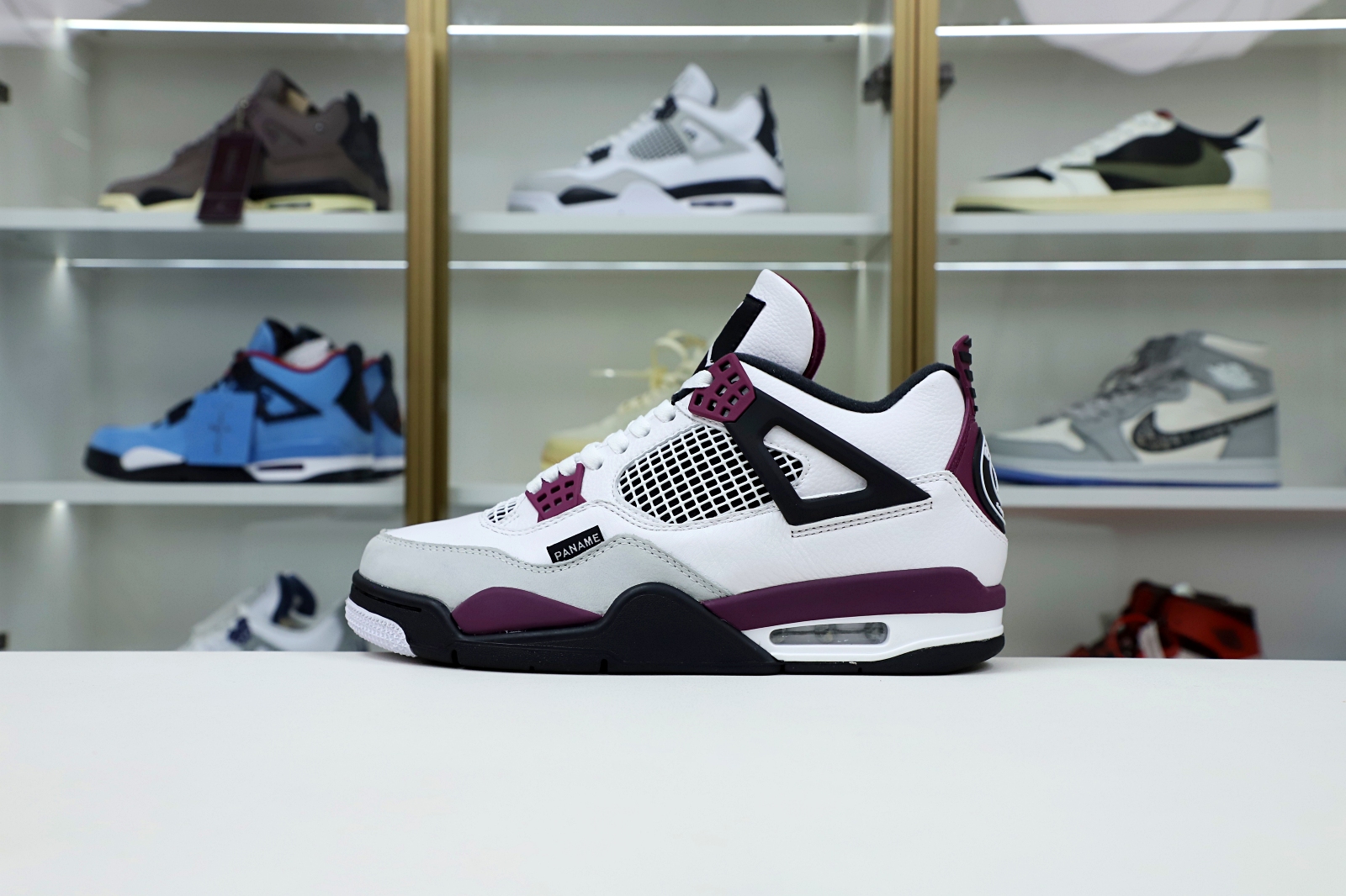 AIR JORDAN PARIS SAINT-GERMAIN X AIR JORDAN 4 RETRO BORDEAUX