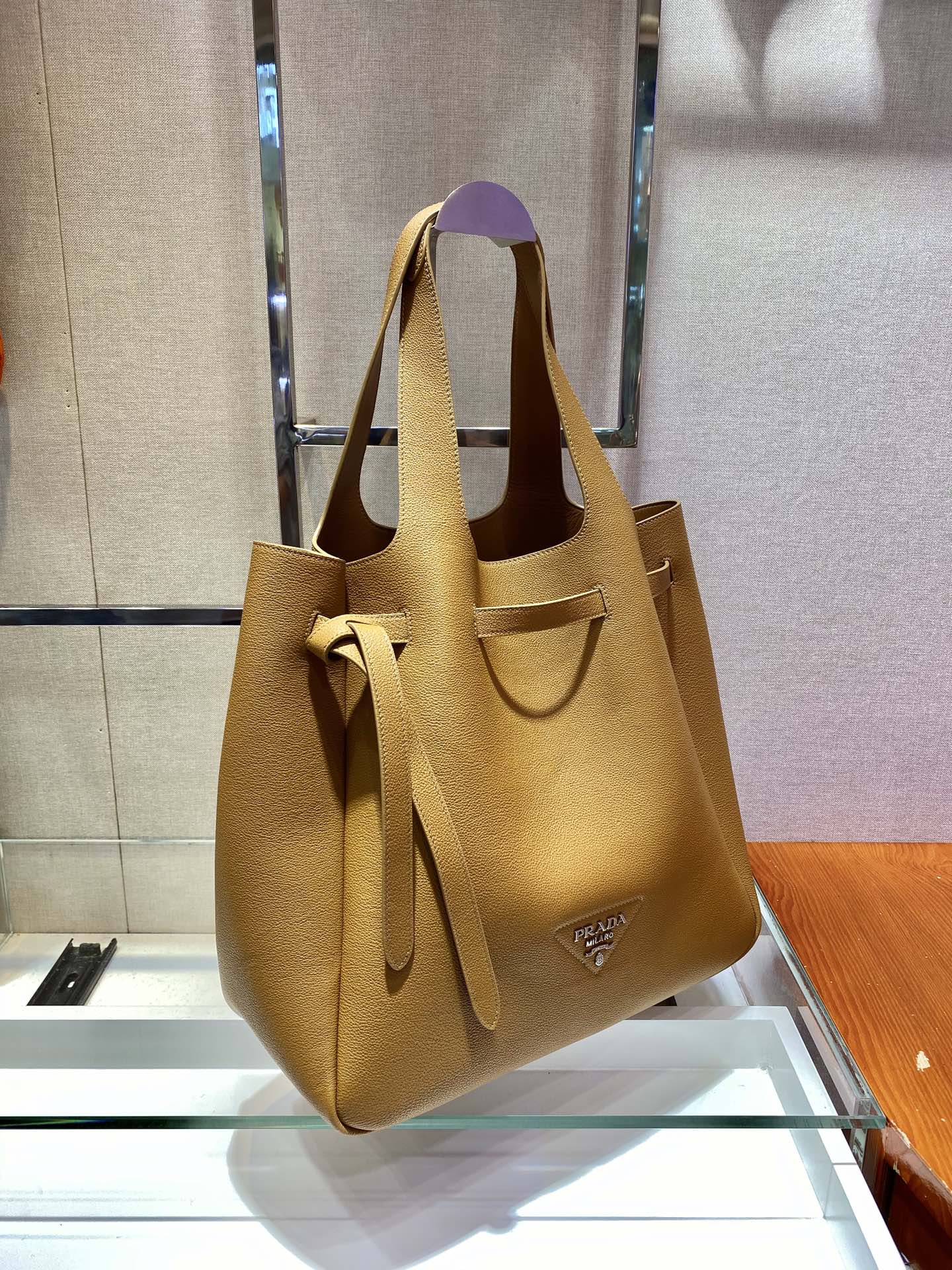 𝐏𝐑𝐀𝐃𝐀 New shopping bags