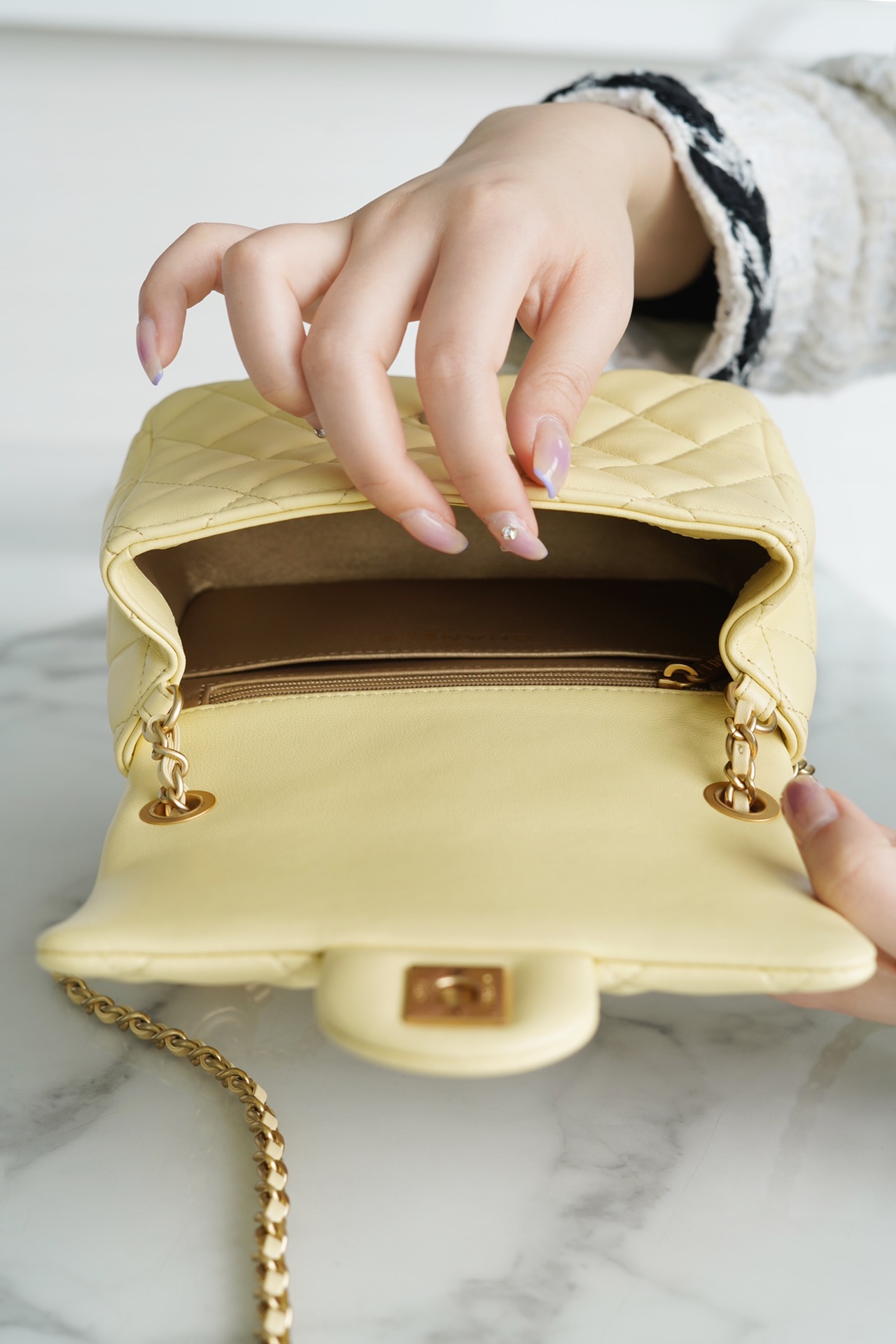 𝗖𝗛𝗔𝗘𝗡𝗟✦ 𝐂𝐅Metal Ball Fang Fatty Chicken Yellow🐣