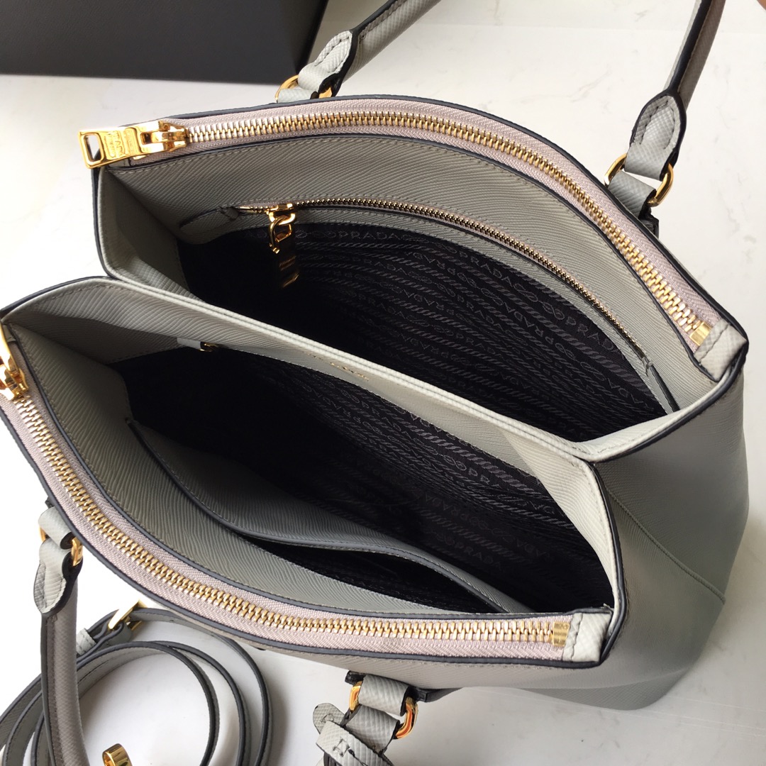 𝐏𝐑𝐀𝐃𝐀 1BA232 Handbag