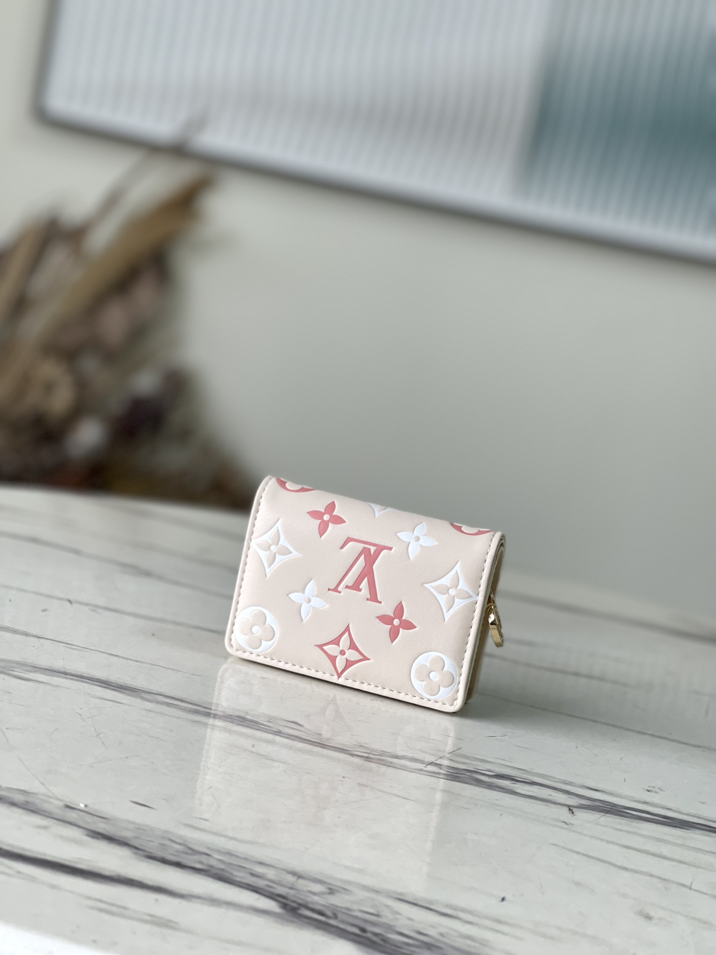 𝐋𝐎𝐔𝐈𝐒 𝐕𝐔𝐈𝐓𝐓𝐎𝐍   M82291