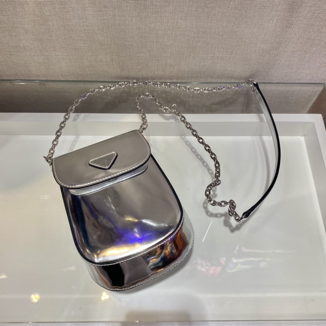 𝐏𝐑𝐀𝐃𝐀  New mobile phone bag 1BH185