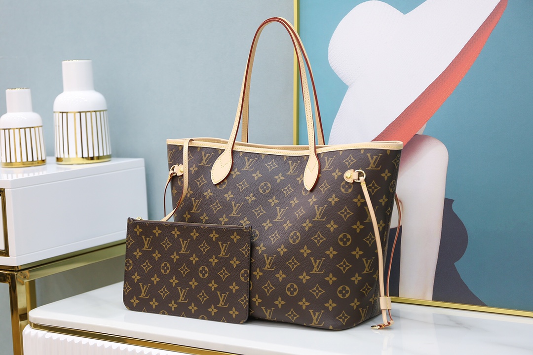 Louis Vuitton 𝗡𝗲𝘃𝗲𝗿𝗳𝘂𝗹𝗹 M40995