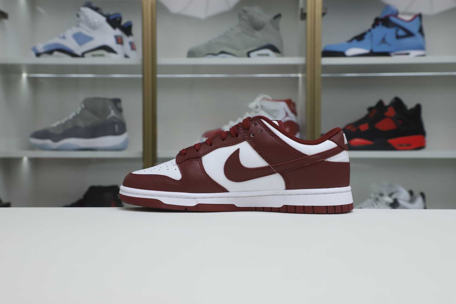 Nike Dunk LowRetro Team Red