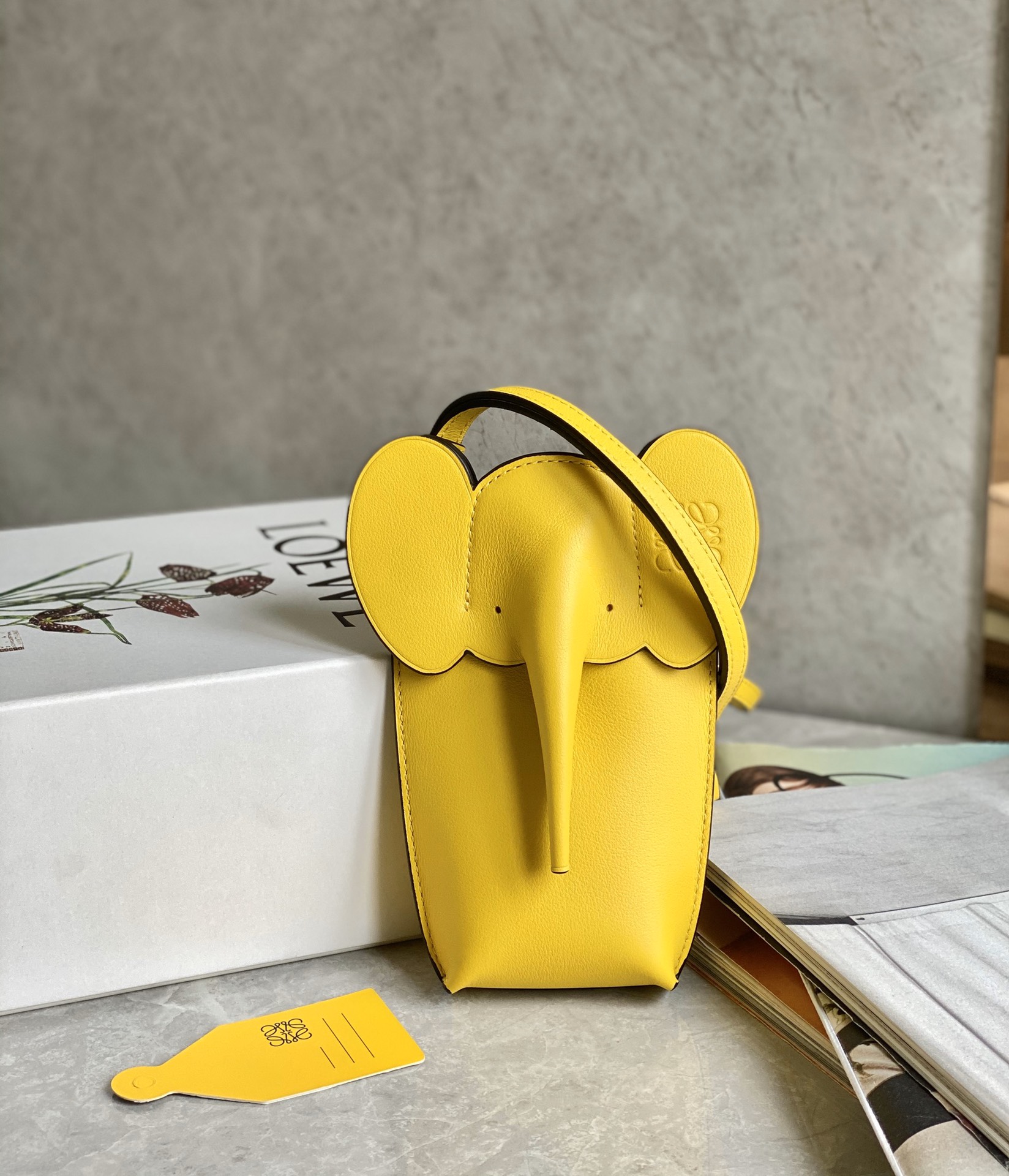 LOEWE Elephant Phone Bag