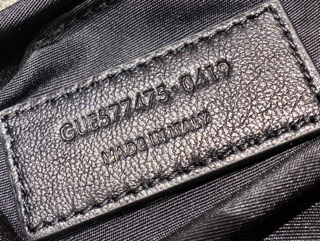 SAINT LAURENT #𝙇𝙤𝙪𝙇𝙤𝙪 𝙥𝙪𝙛𝙛𝙚𝙧#57747(large gold buckle)