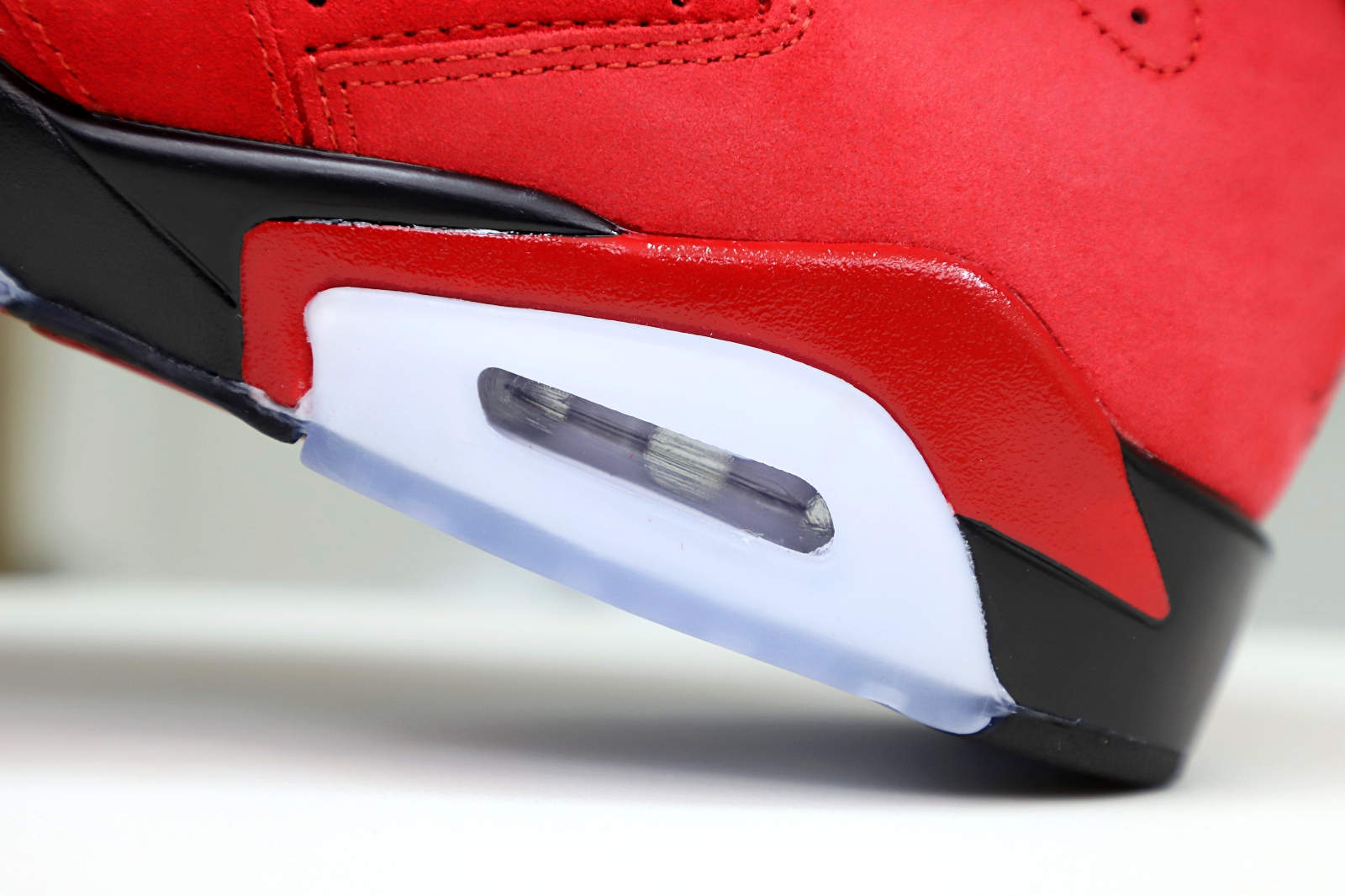 Air Jordan 6 Retro Toro