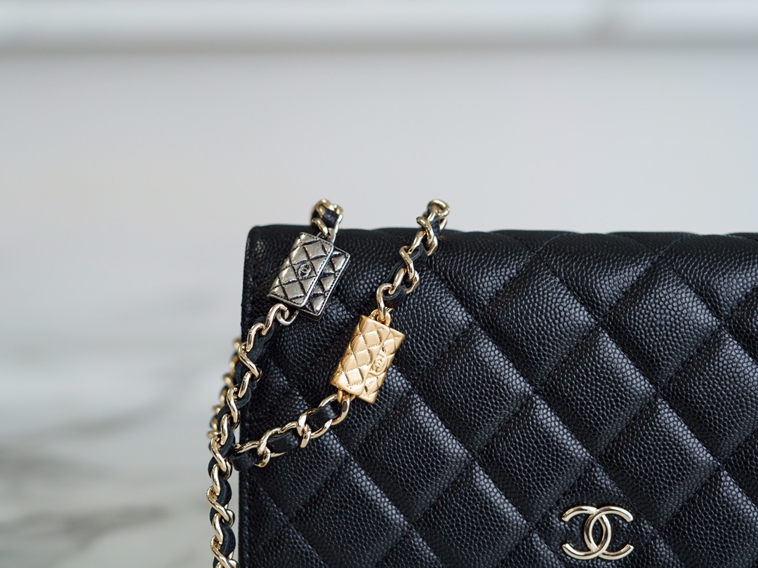 Chanel 𝑾𝒐𝒄 hair bag 𝟮𝟭/𝟮𝟮 autumn and winter new gold chain caviar grain embossed calfskin