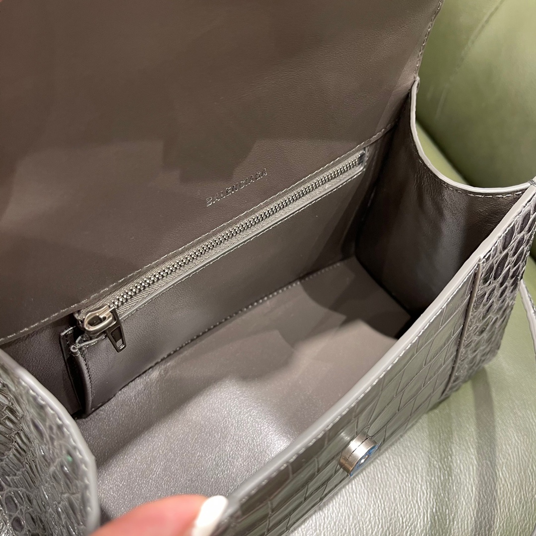 BALENCIAGA 𝐇𝐨𝐮𝐫𝐠𝐥𝐚𝐬𝐬𝐬 𝐒 crocodile-textured cowhide