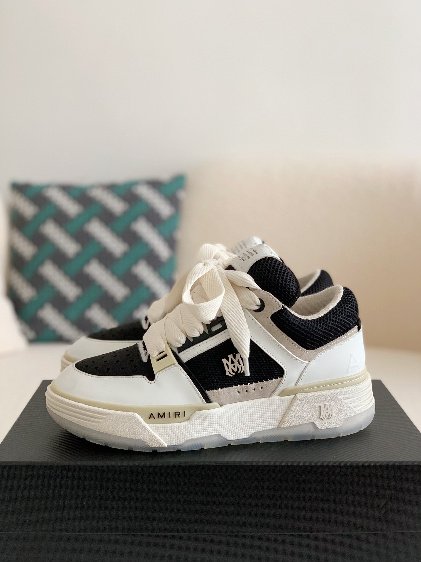 Amiri Sneakers