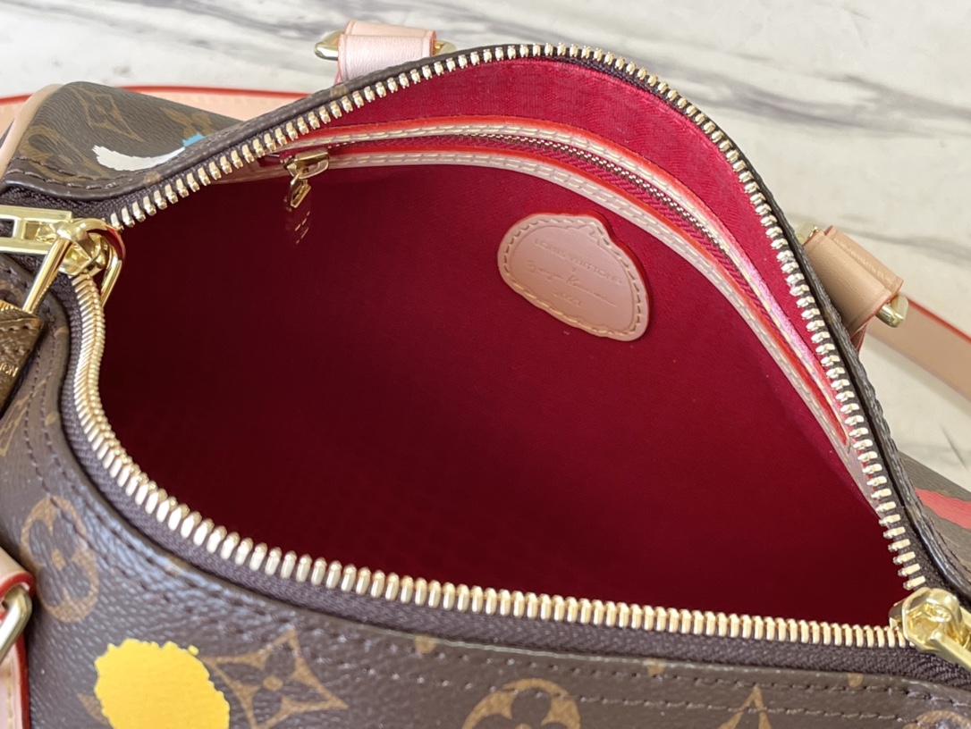 𝐋𝐎𝐔𝐈𝐒 𝐕𝐔𝐈𝐓𝐓𝐎𝐍    M46433