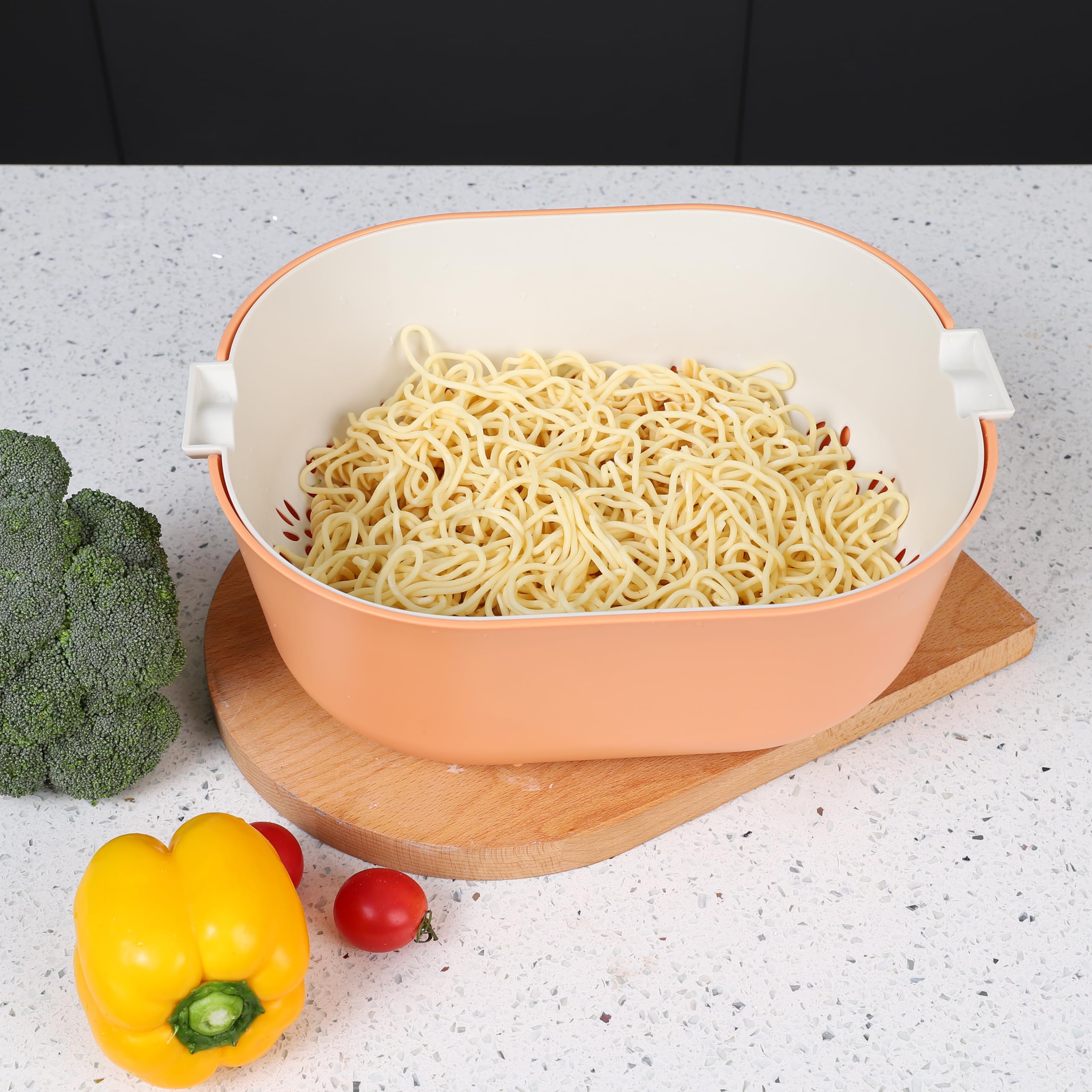 2 Packs Strainers and Colanders Bowl Set, Sturdy Kitchen Sink Strainer for Fruit and Vegetable Wash, Noodle Pasta Strainer, BPA Free, Dishwasher Safe, Orange White Blue Yellow, 5.5 Quart