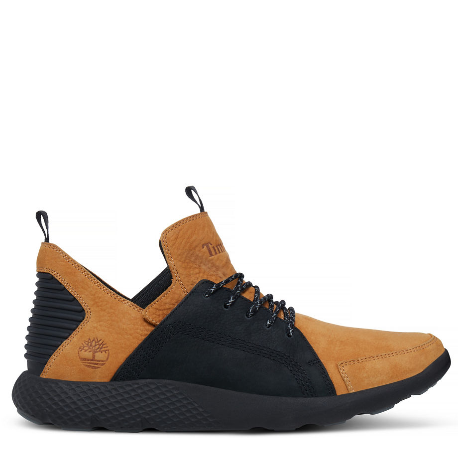 Timberland Men's Flyroam Leather Chukka Yellow Wheat Barefoot Buffed