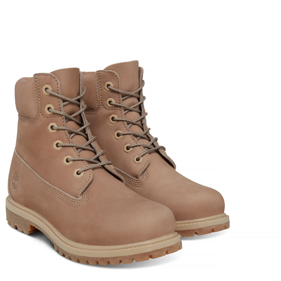 Timberland Women's 6-inch Icon Boot Natural Bone Waterbuck Monochromatic