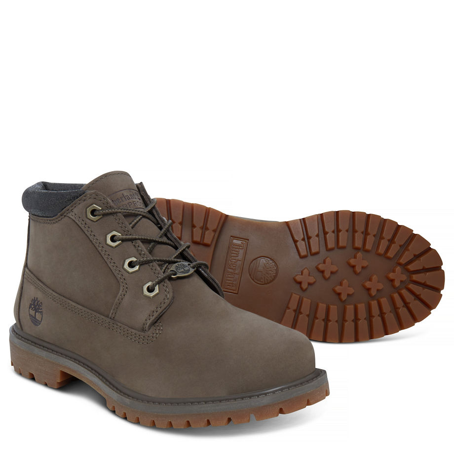 Timberland Women's Nellie Chukka Boot Greige Canteen Waterbuck W/Canteen Charred Suede Collar