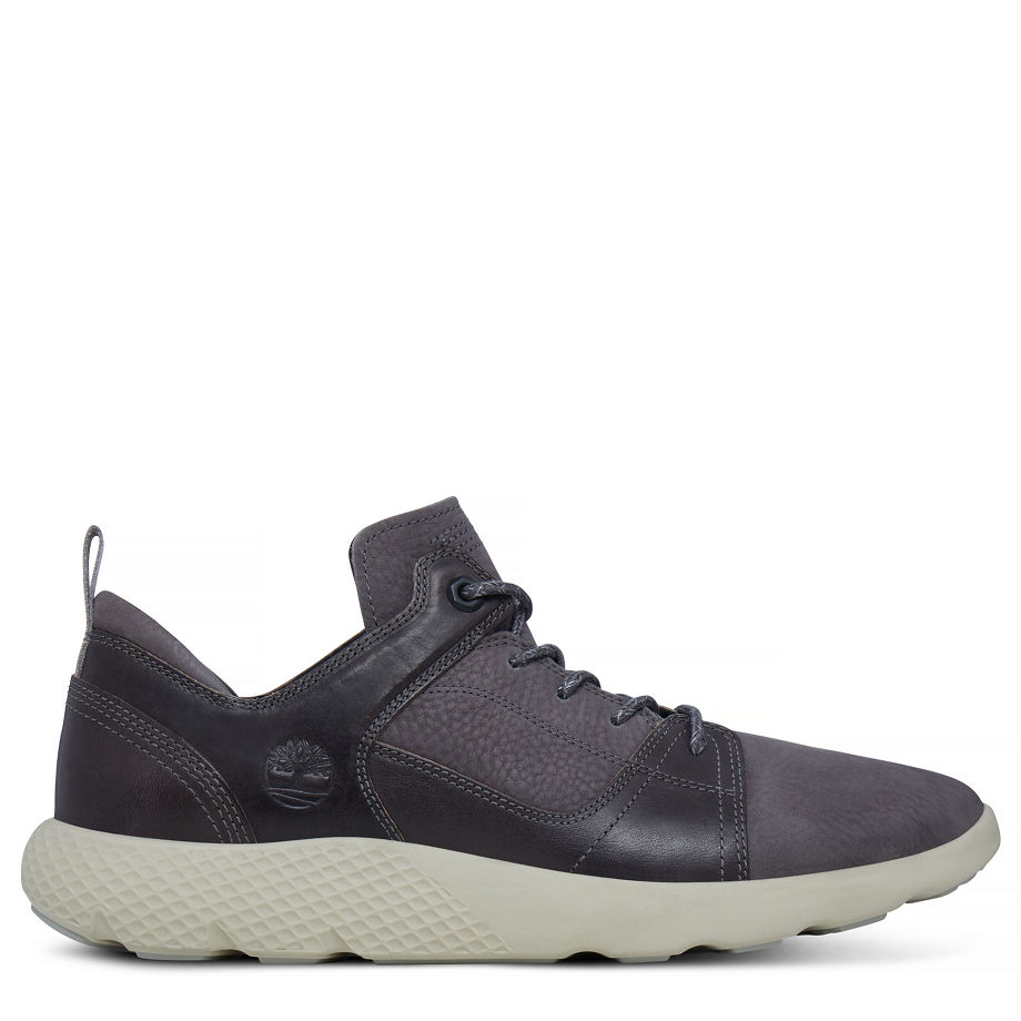 Timberland Men's Flyroam Leather Trainer Dark Grey Forged Iron Barefoot Buffed