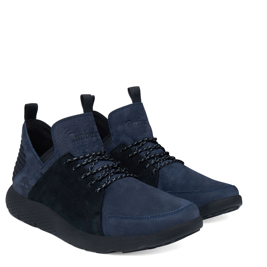 Timberland Men's Flyroam Leather Chukka Navy Outerspace Barefoot Buffed