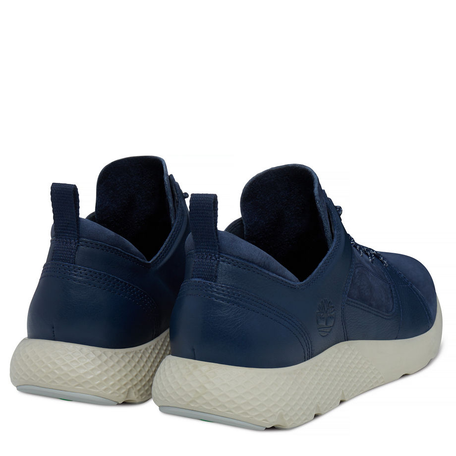 Timberland Men's Flyroam Leather Trainer Navy Black Iris Barefoot Buffed