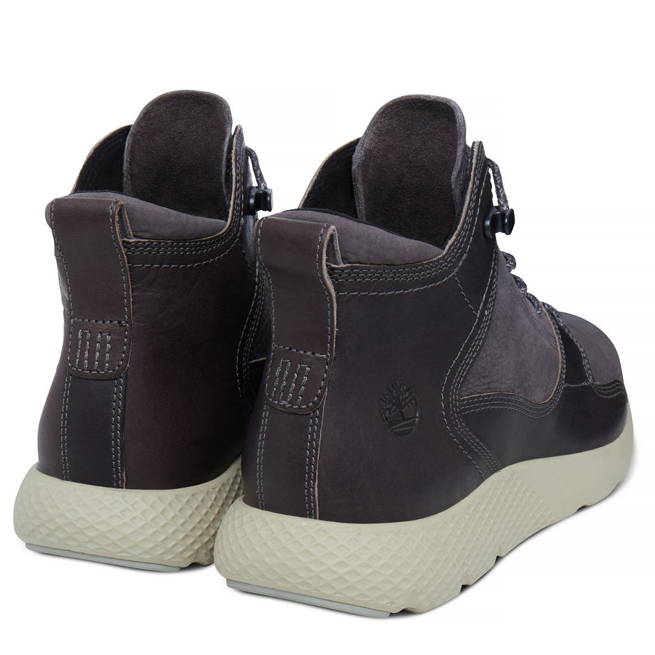 Timberland Men's Flyroam Leather Sneakerboot Dark Grey Tornado Tbl Forty