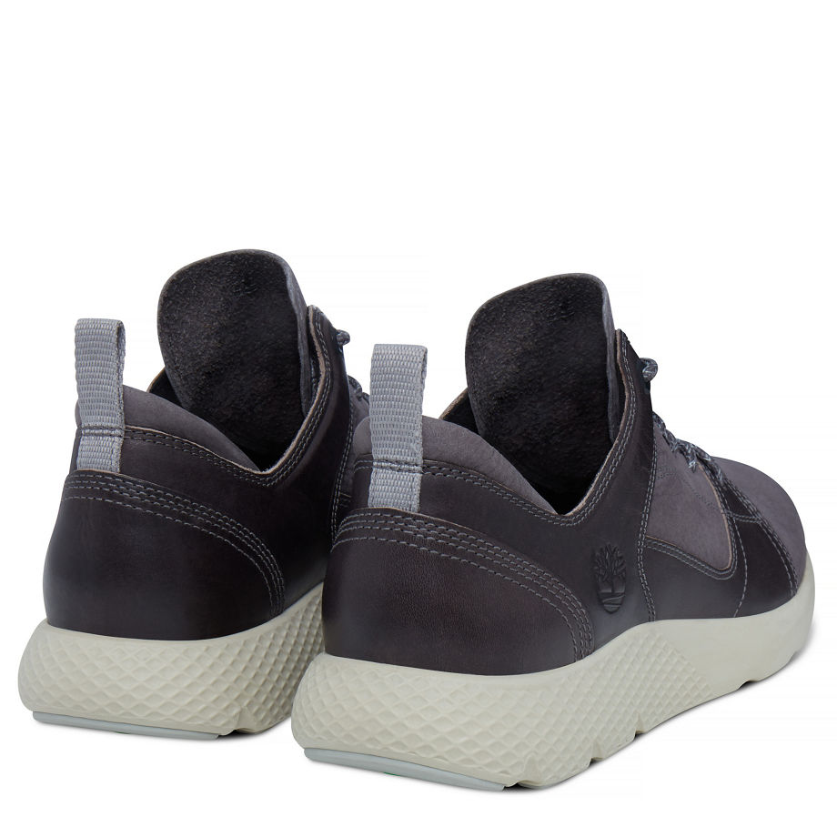 Timberland Men's Flyroam Leather Trainer Dark Grey Forged Iron Barefoot Buffed