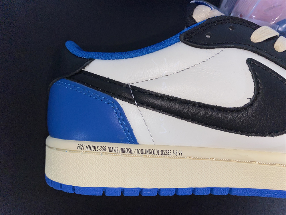 Air Jordan 1 Low fragment design x Travis Scott AJ1 Biggest 14