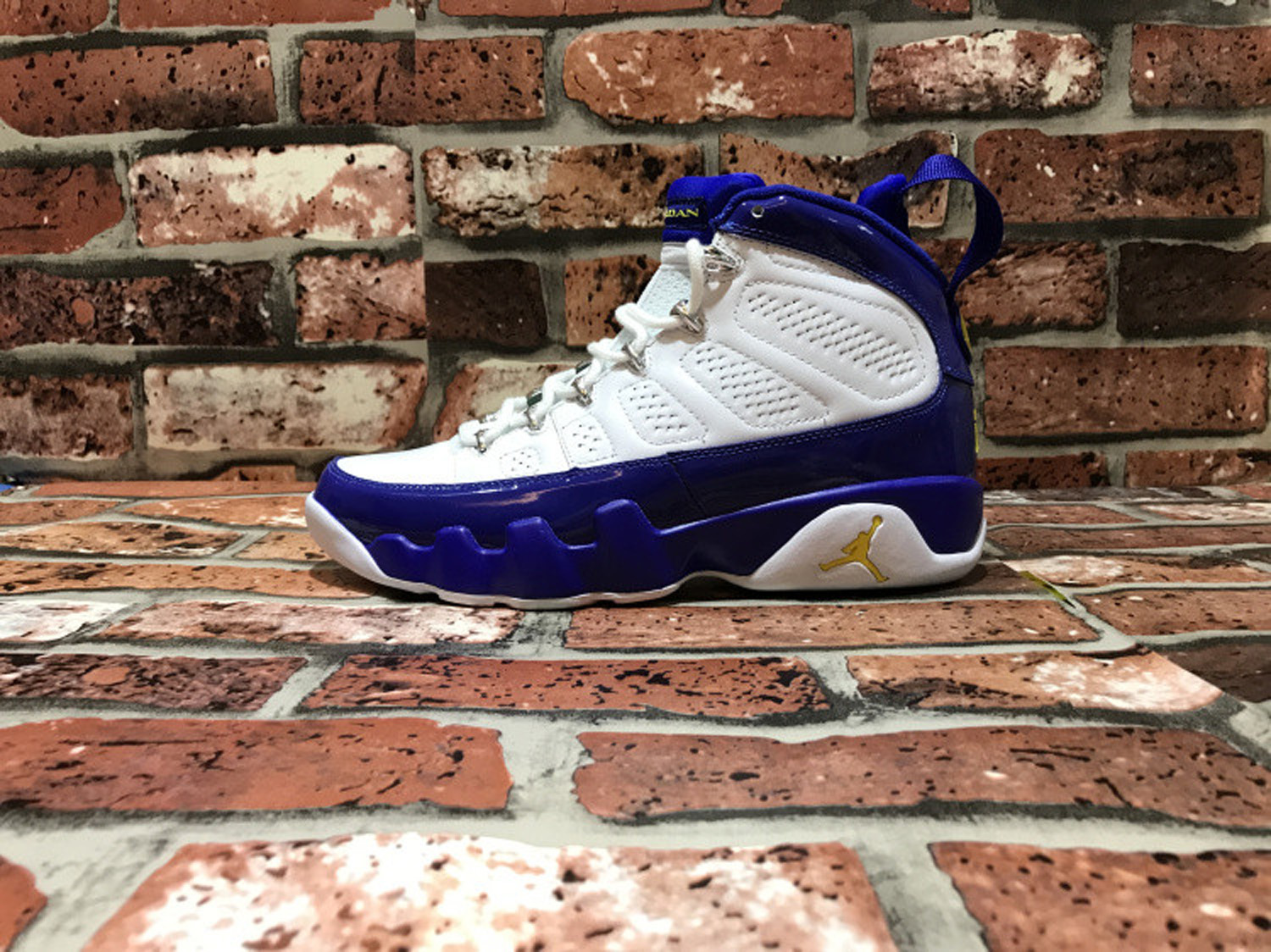 Jordan 9 Retro Kobe Bryant PE
