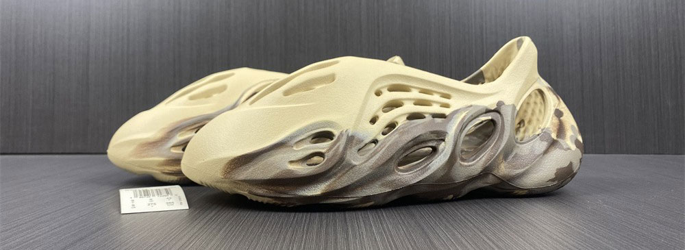 Adidas Yeezy Foam RNNR MX Cream Clay
