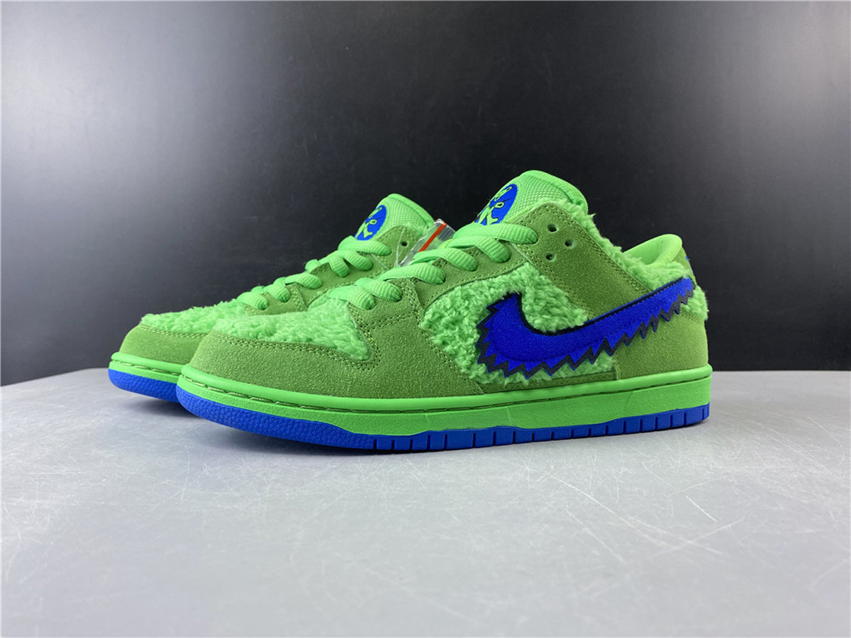 Nike SB Dunk Low Grateful Dead Bears Blue