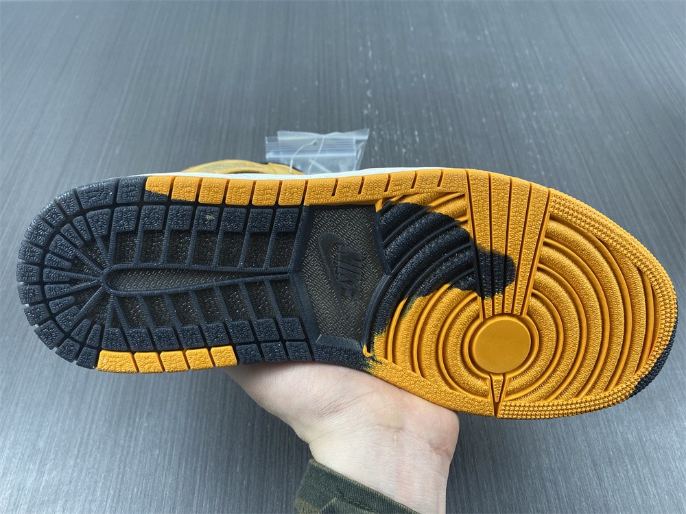 Jordan 1 High Element Gore-Tex Light Curry