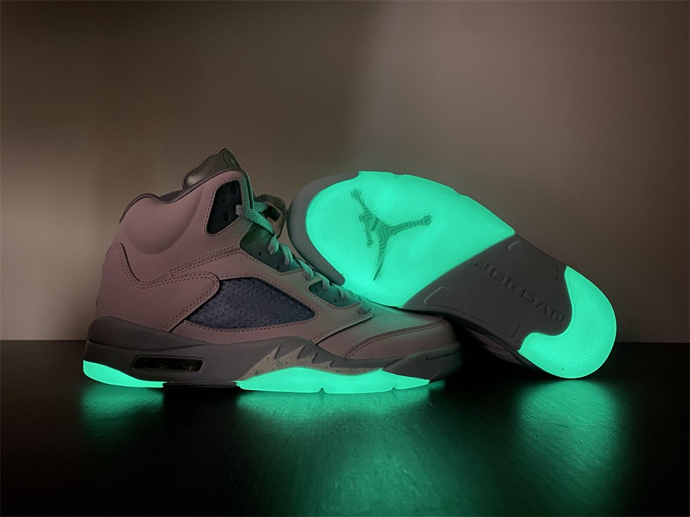 Air Jordan 5 SE Easter