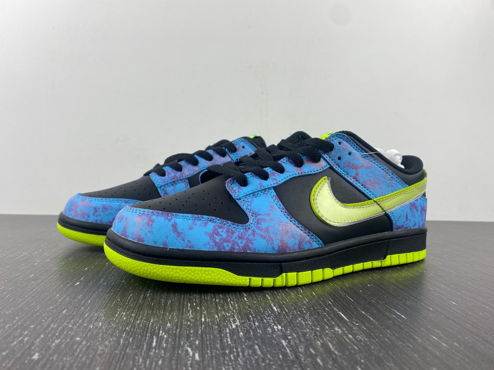 Nike Dunk Low SE Acid Wash Baltic Blue Volt