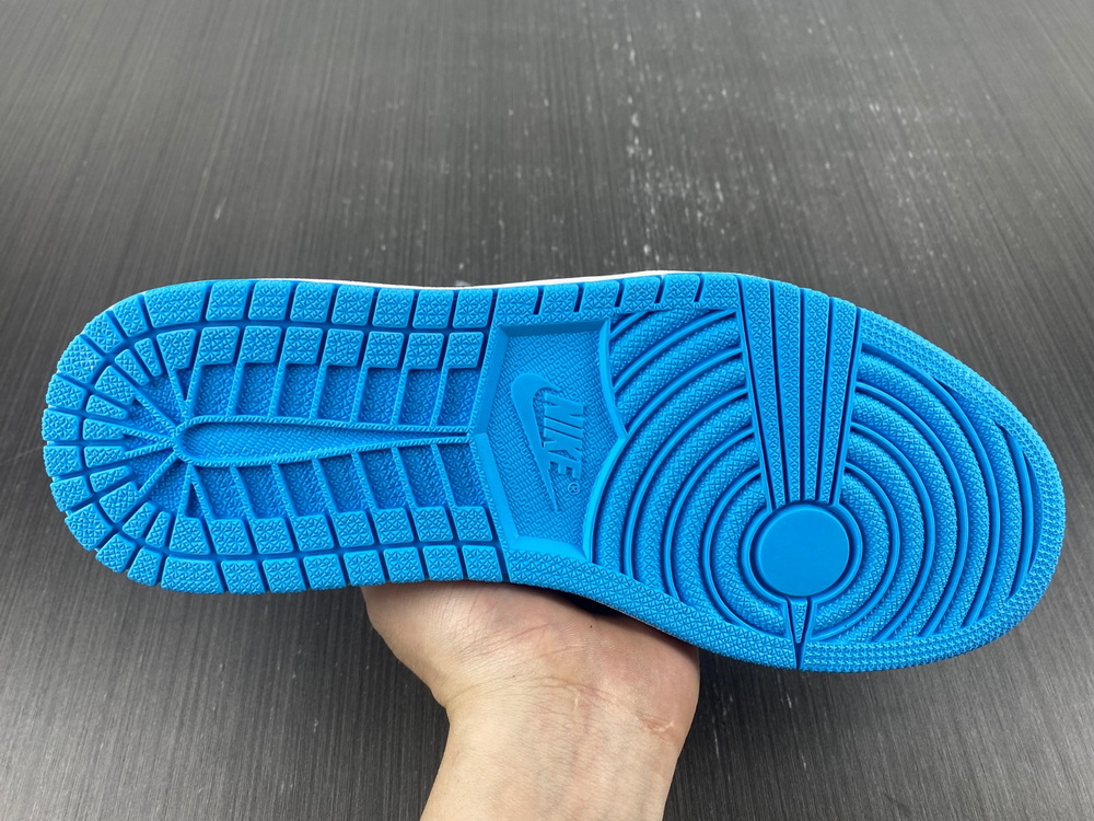 Jordan 1 Retro Low OG UNC
