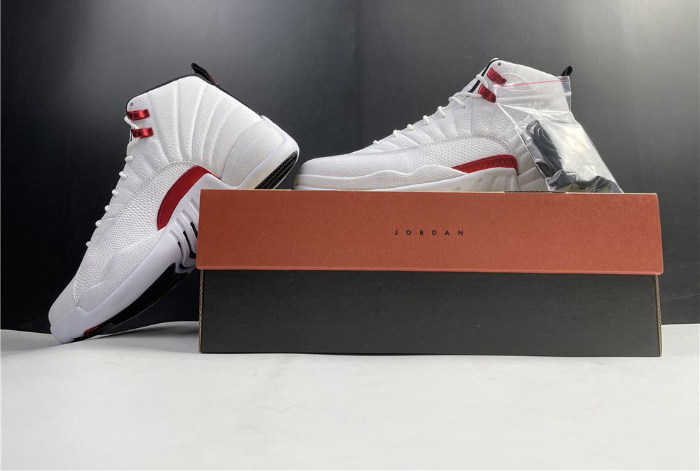 Nike Air Jordan 12 Twist