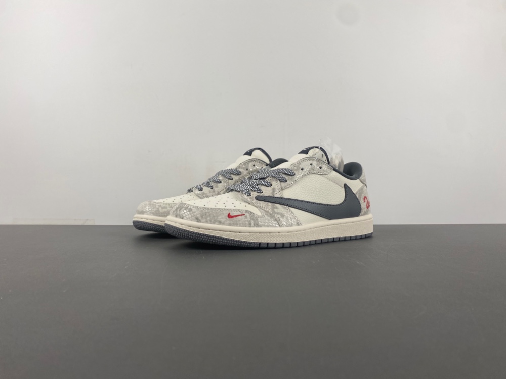 Travis Scott x Air Jordan 1 Reverse Mocha
