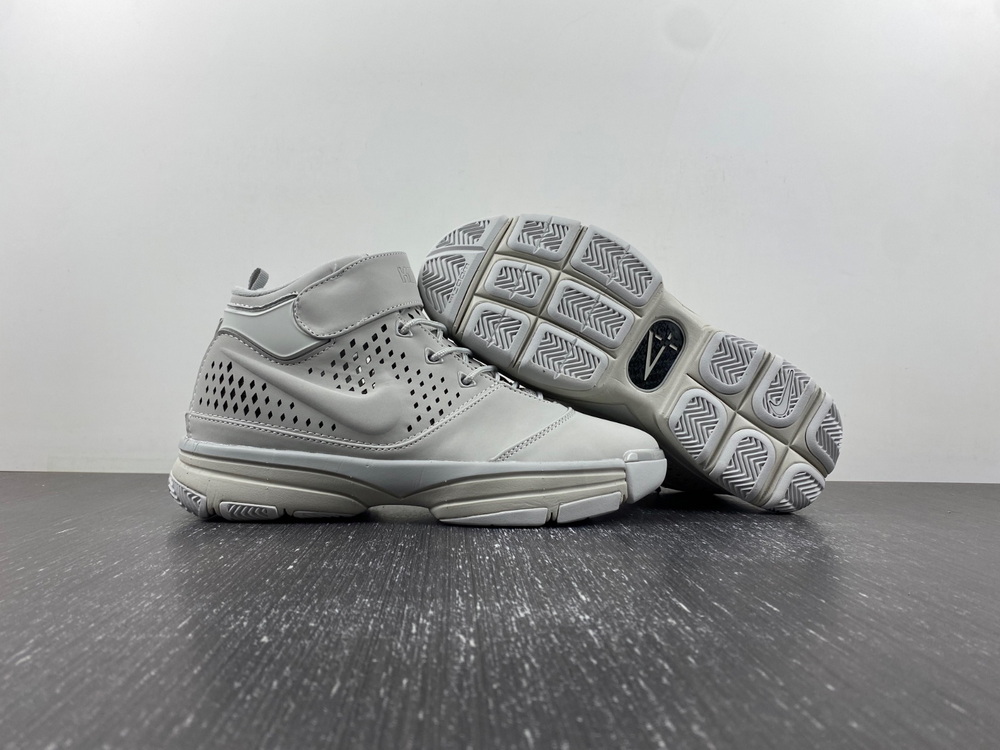 Nike Kobe 2 Black Mamba Collection Fade to Black