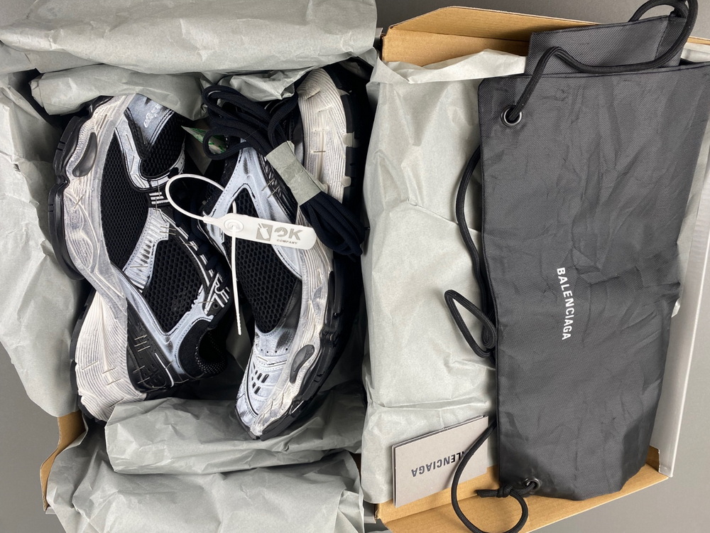 Balenciaga 803681-W3ST4-0120