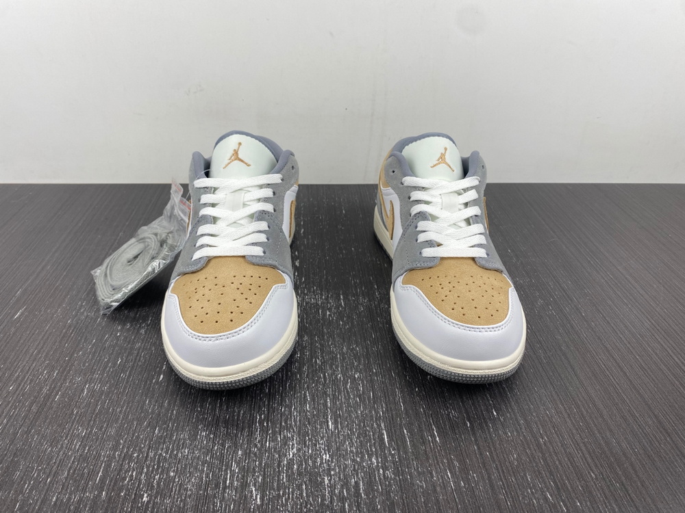 Jordan 1 Low DC0774-189