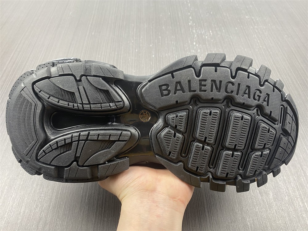 Balenciaga Track.3.0 Sneakers Black