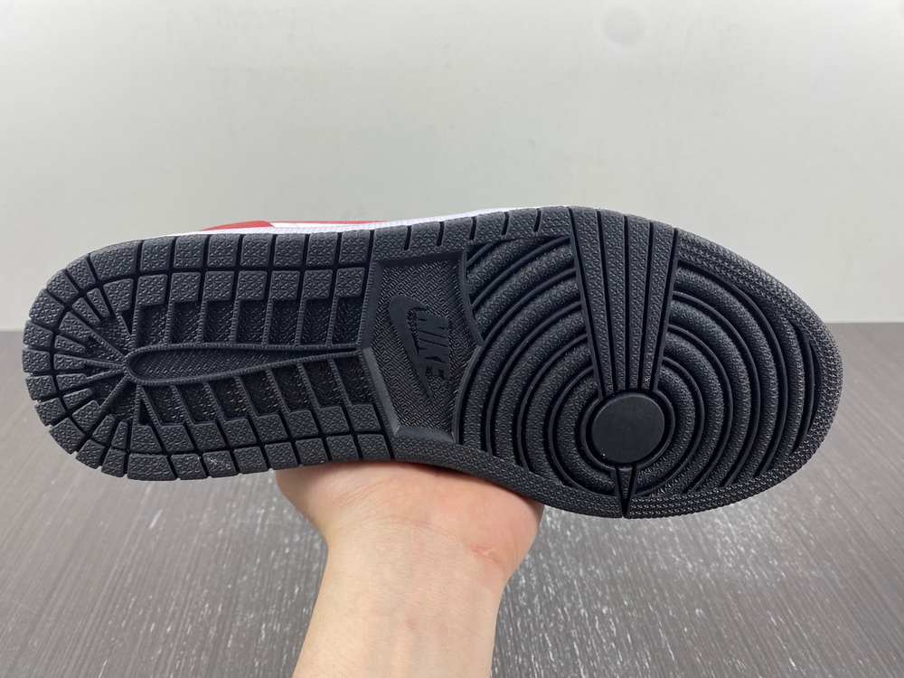 Jordan 1 Low SE Just Skate Gym Red (GS)