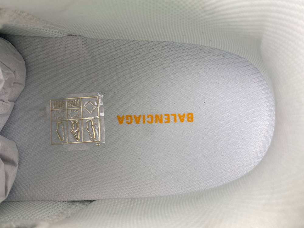 Balenciaga 785756 W2MV1 1073