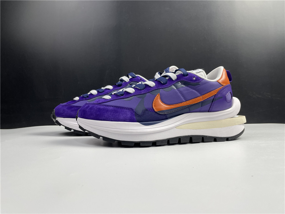 Nike Vaporwaffle sacai Dark Iris