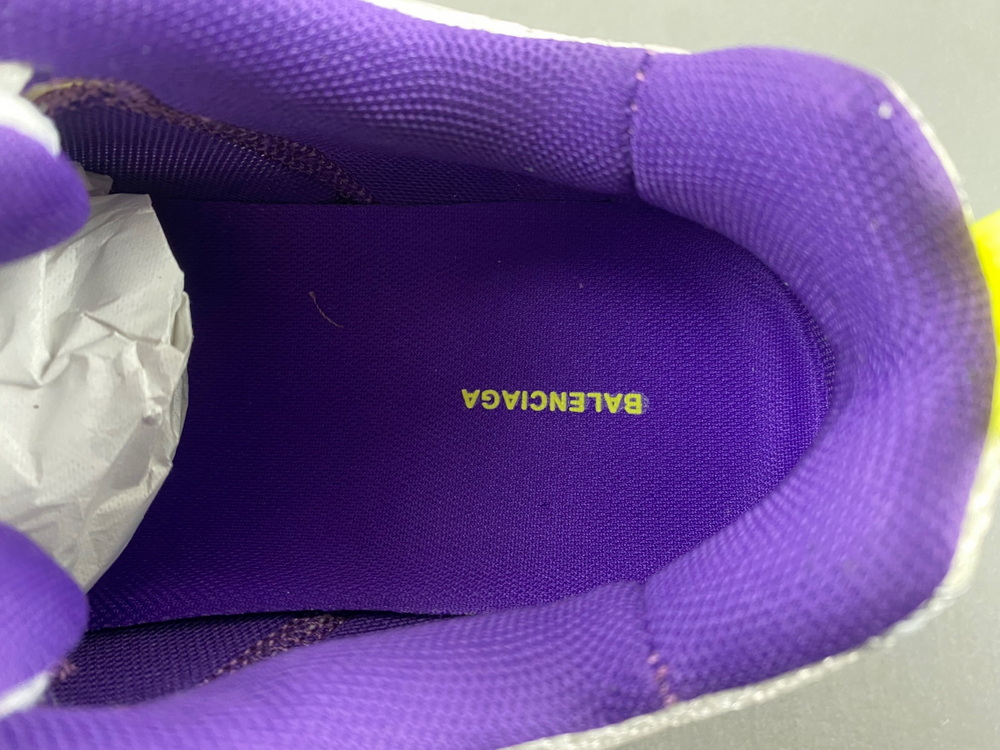 Balenciaga 911 815853 W2MV2 9157