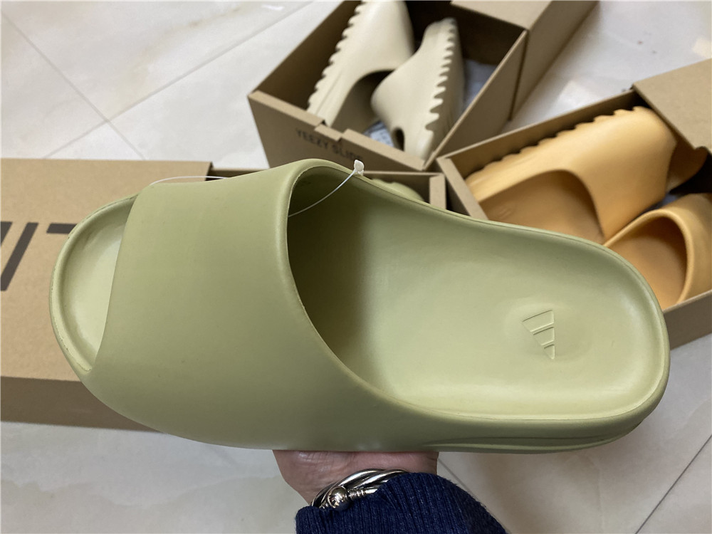 Adidas Yeezy Slide Resin Green