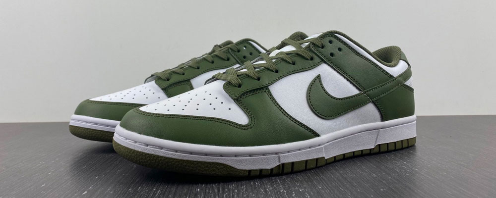 Nike Dunk Low Medium Olive