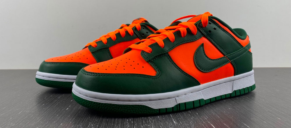 Nike Dunk Low Miami Hurricanes