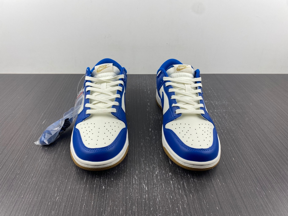 Nike Dunk Low Kansas City Royals