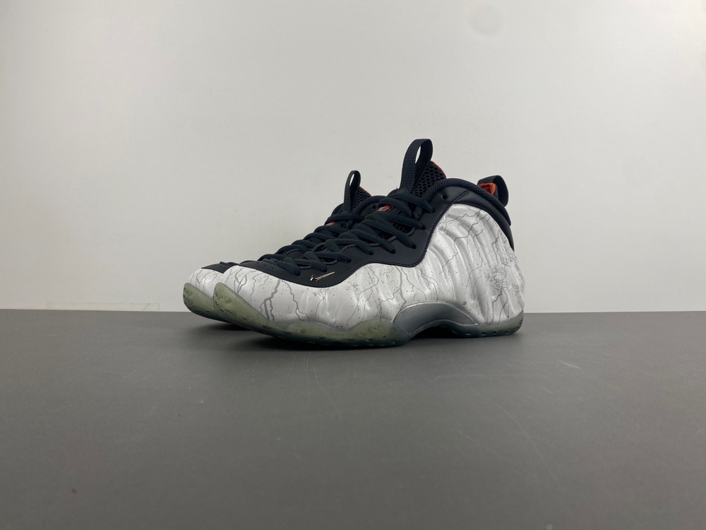 Nike Air Foamposite One Tekken 8 Jin Kazama