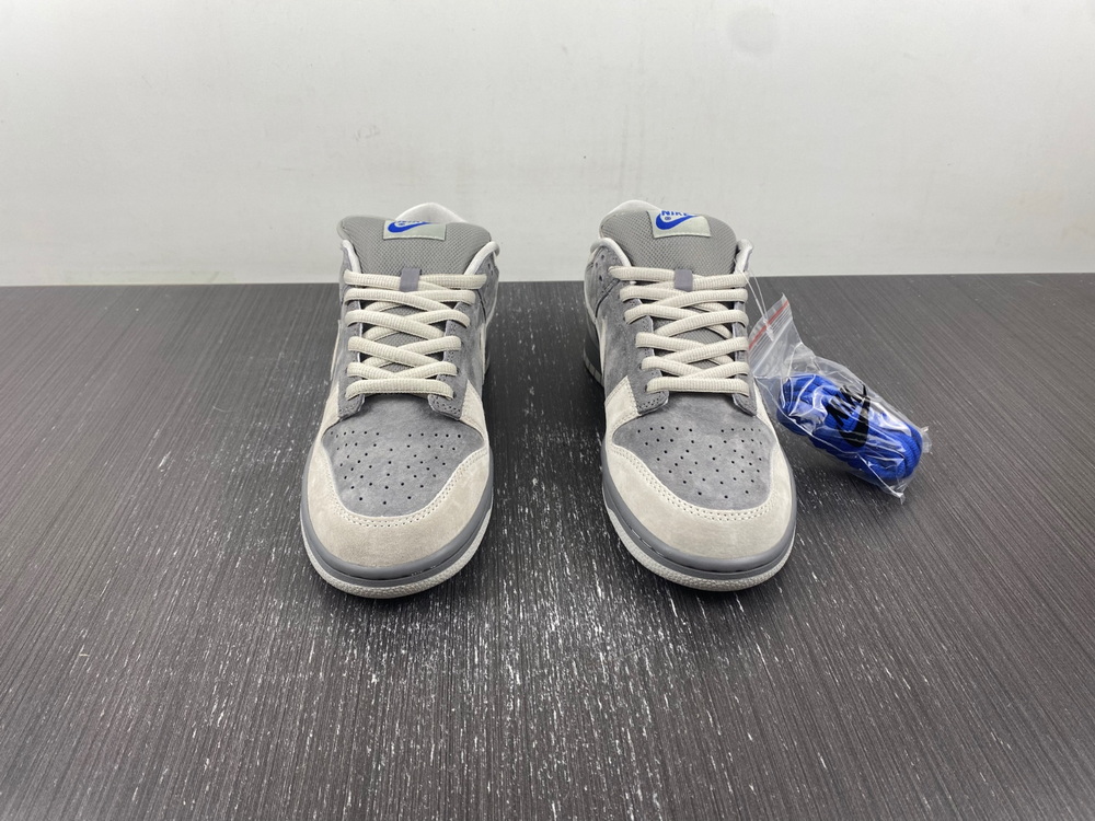 Nike SB Dunk Low TRUCK LTPACK