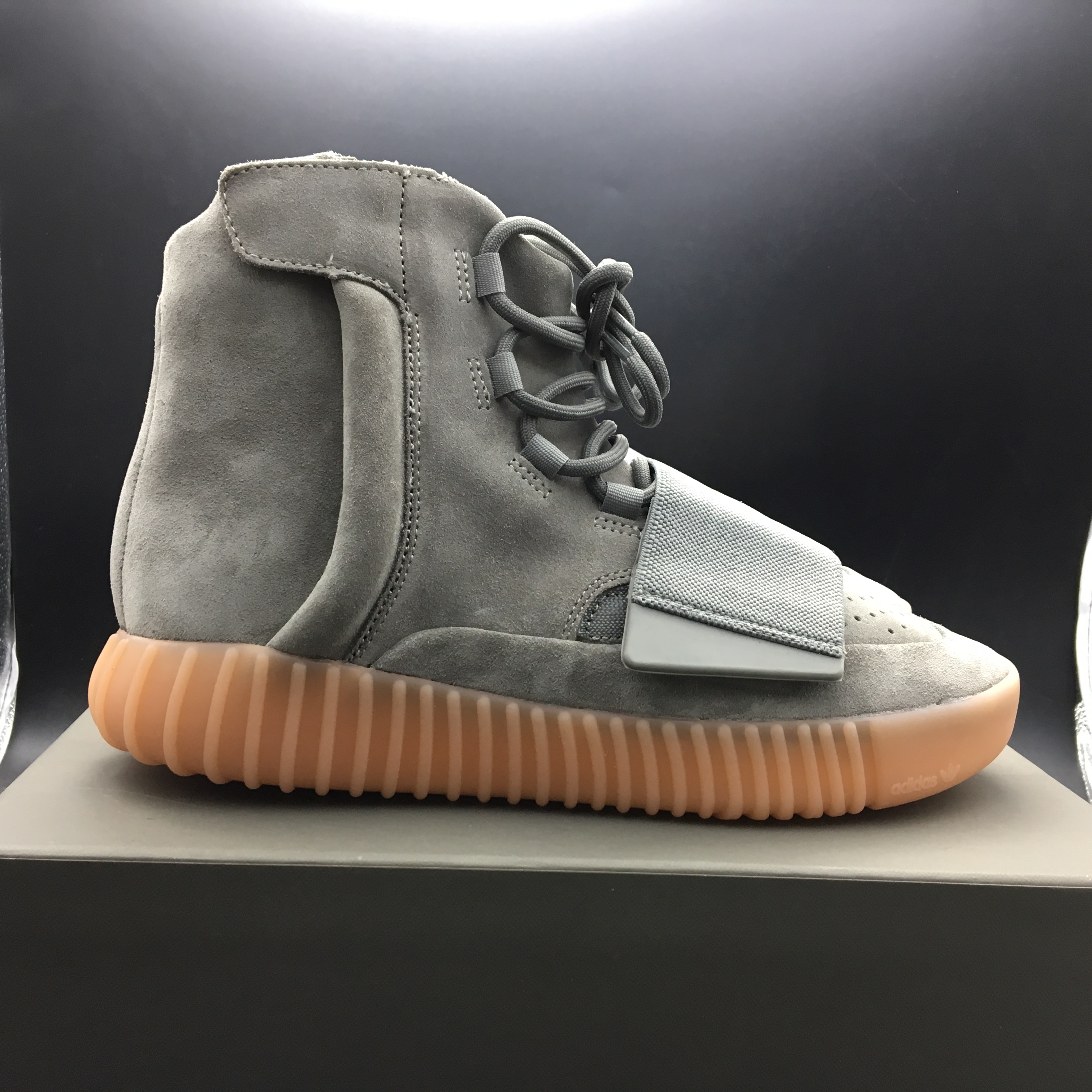 Adidas Yeezy 750 Boost Grey Glow