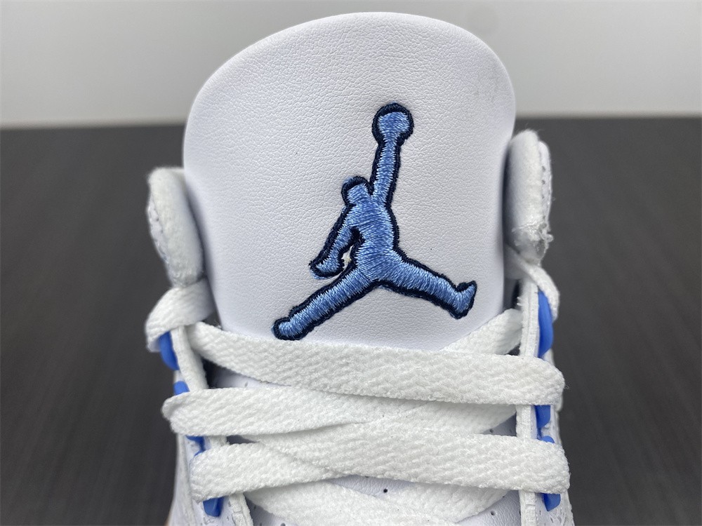 Air Jordan 3 Retro UNC (2020)